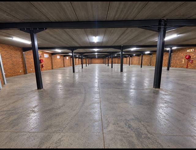 1,220M² WAREHOUSE TO LET IN ORMONDE